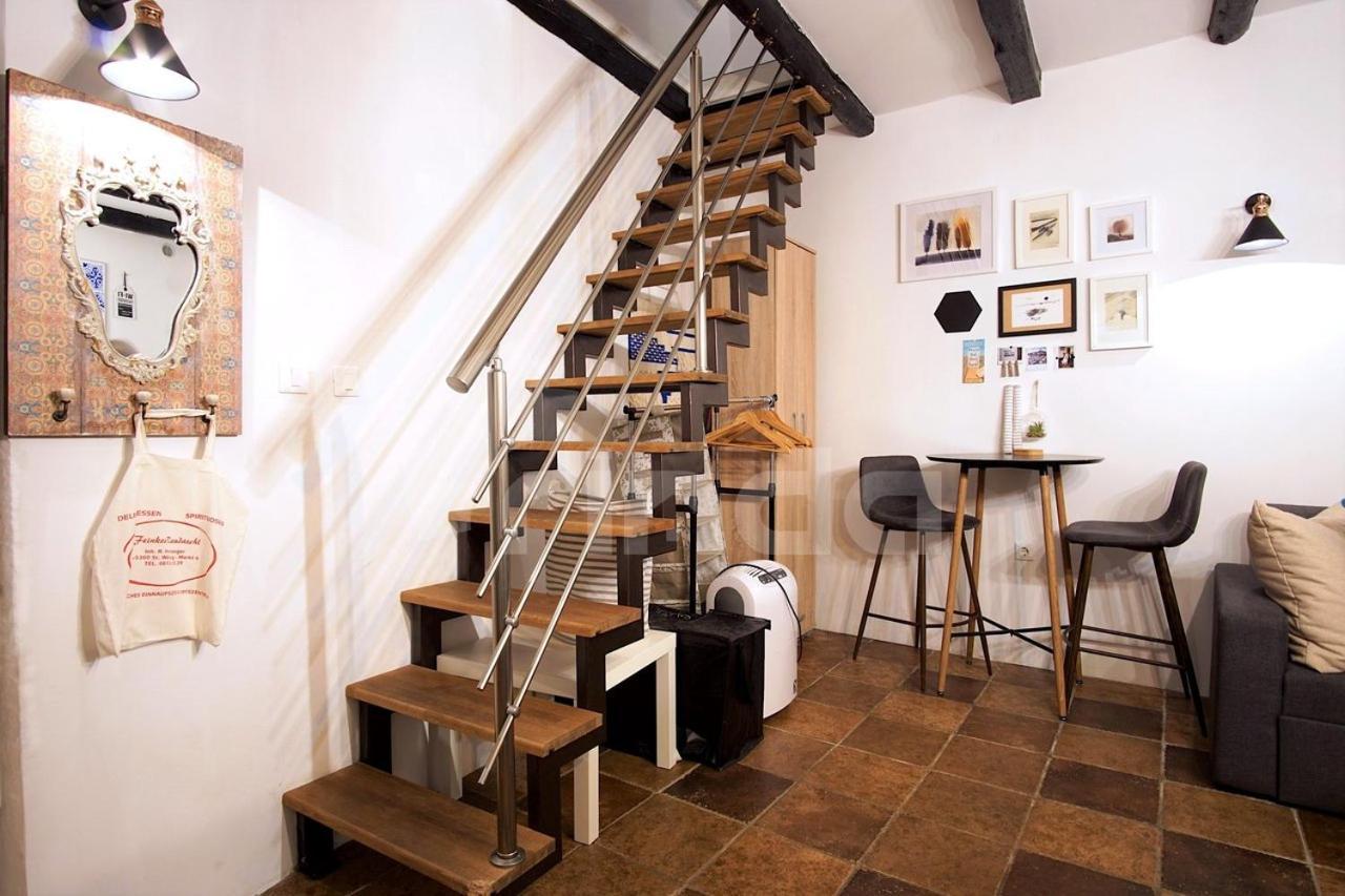 Apartman Denali ロヴィニ エクステリア 写真